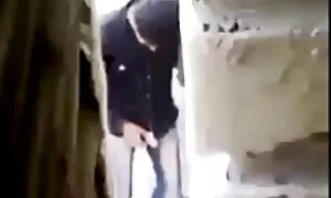 Вона погодилася dojkicom вперше зайнятися сексом з сусідом