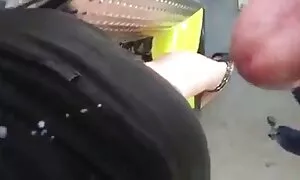 Дівчата порно тварин домінують над боягузом і дупою