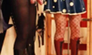 Мастурбація порно відео дивитися у ванній кімнаті